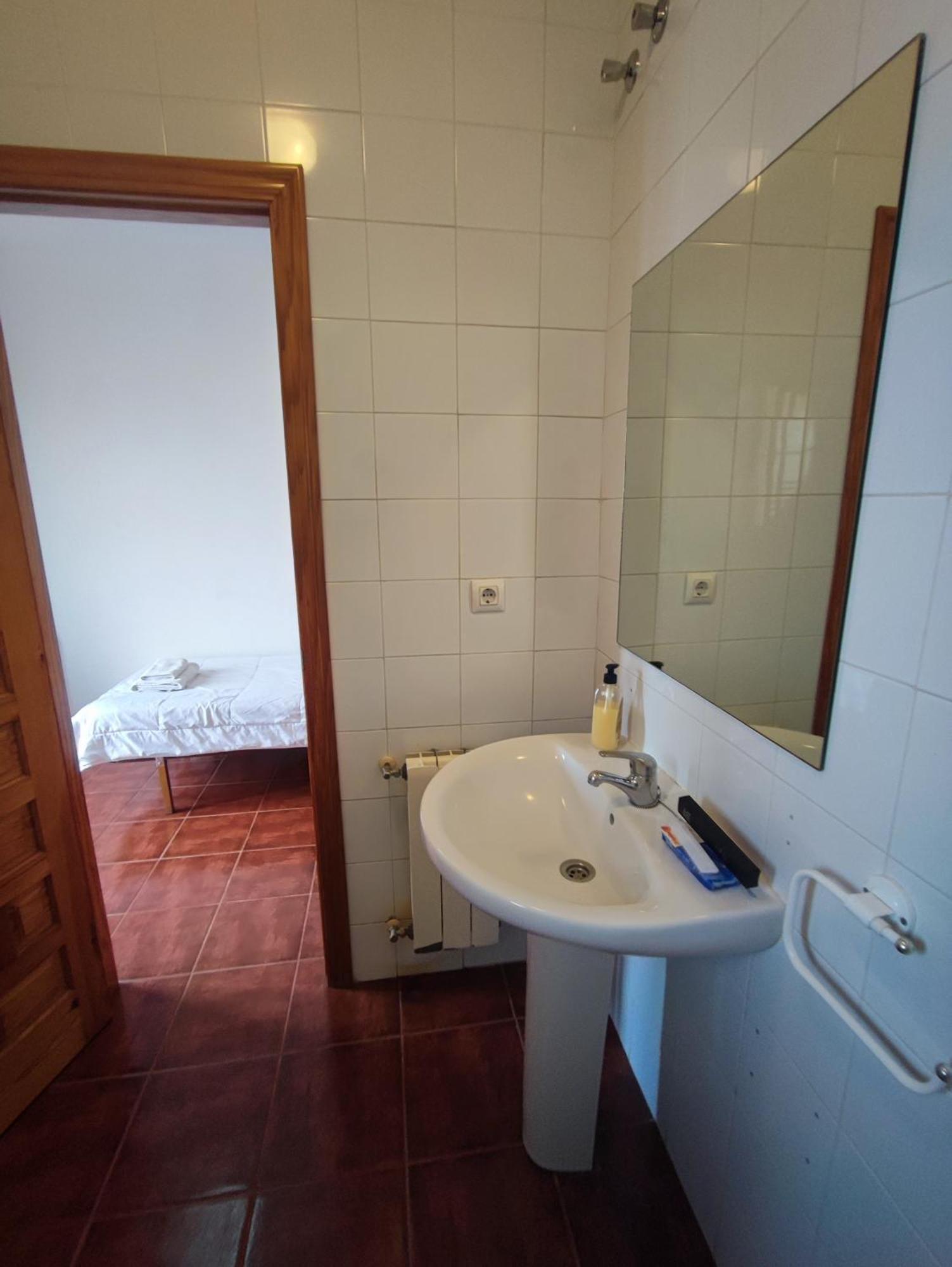 H Helechosa Hotel Phòng bức ảnh