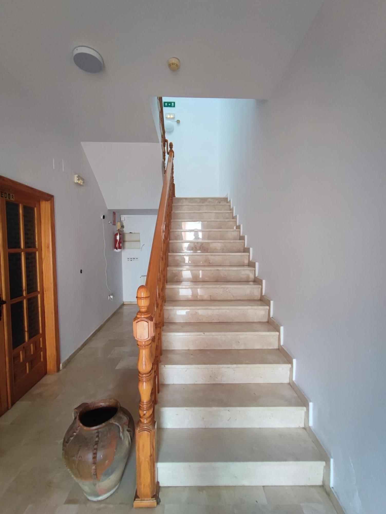 H Helechosa Hotel Ngoại thất bức ảnh